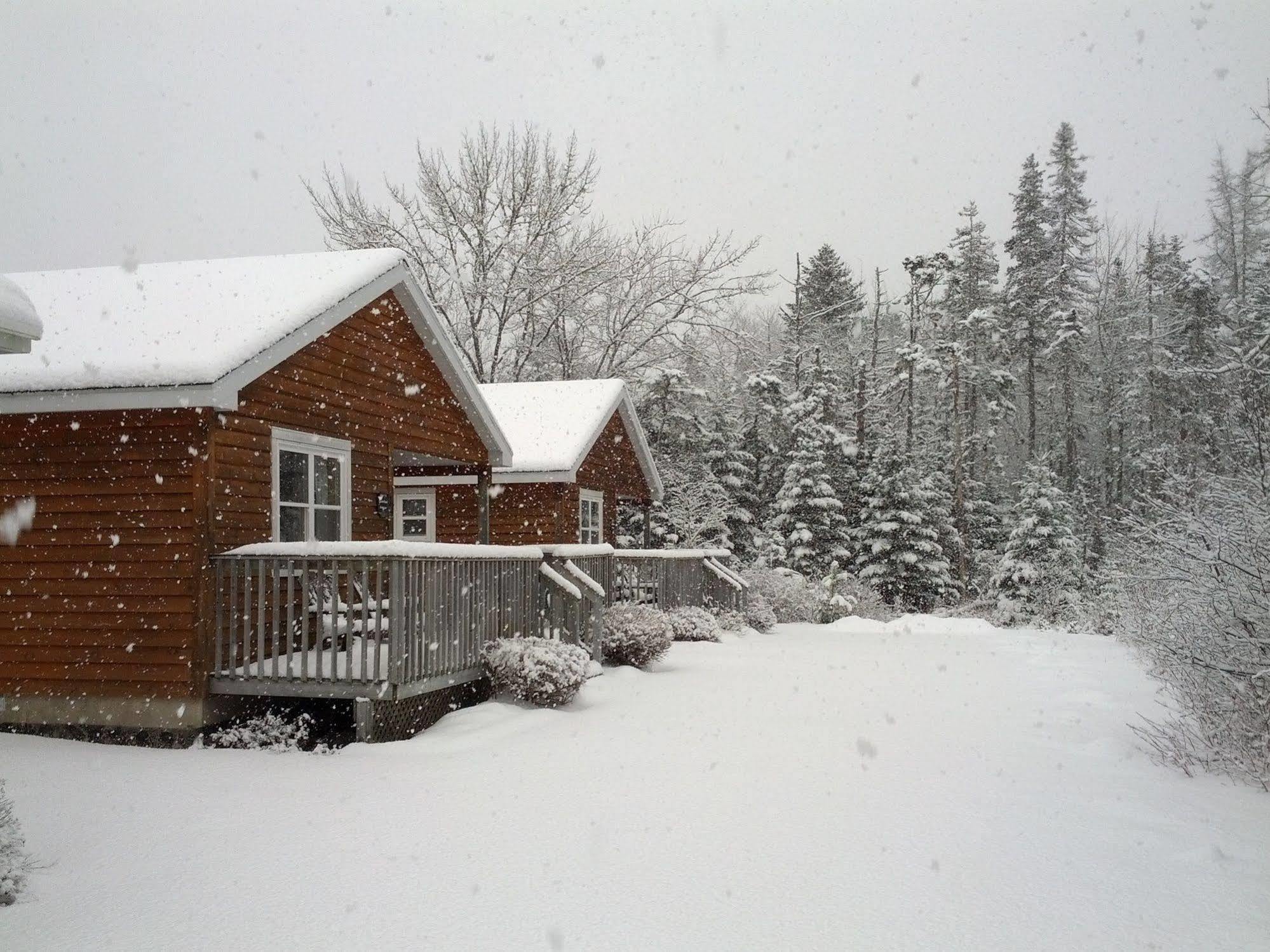 Anchorage House And Cottages Халифакс Екстериор снимка
