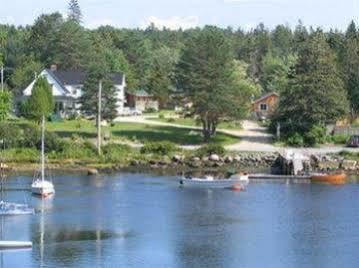 Anchorage House And Cottages Халифакс Екстериор снимка